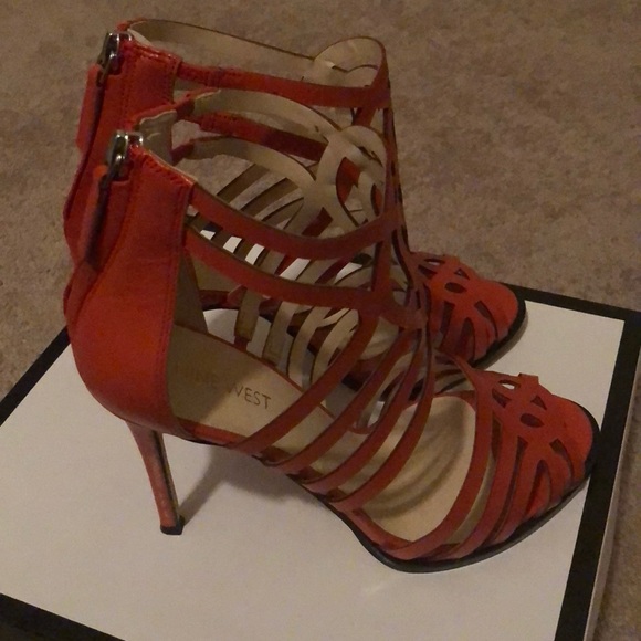High heel - Picture 2 of 4